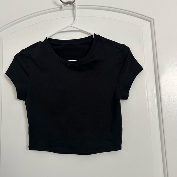 Alo Yoga Black Women's All Day Crop Top size small athletic athleisure - Picture 1 of 6